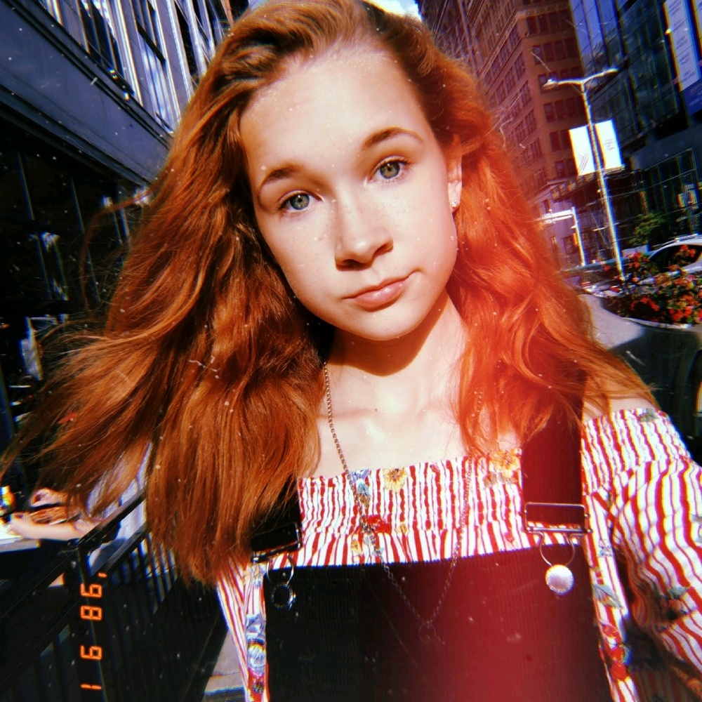 Meet your Posher, Lexi